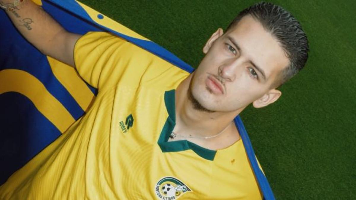 开云APP-印尼归化球员胡布纳:太不可思议了,我在印尼就如同是C罗一样