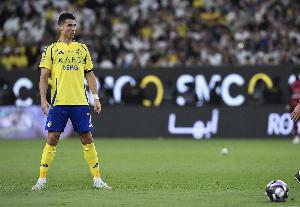 开云APP-魏登费勒:我和梅西、莱万、伊瓜因都交过手,但C罗脱颖而出