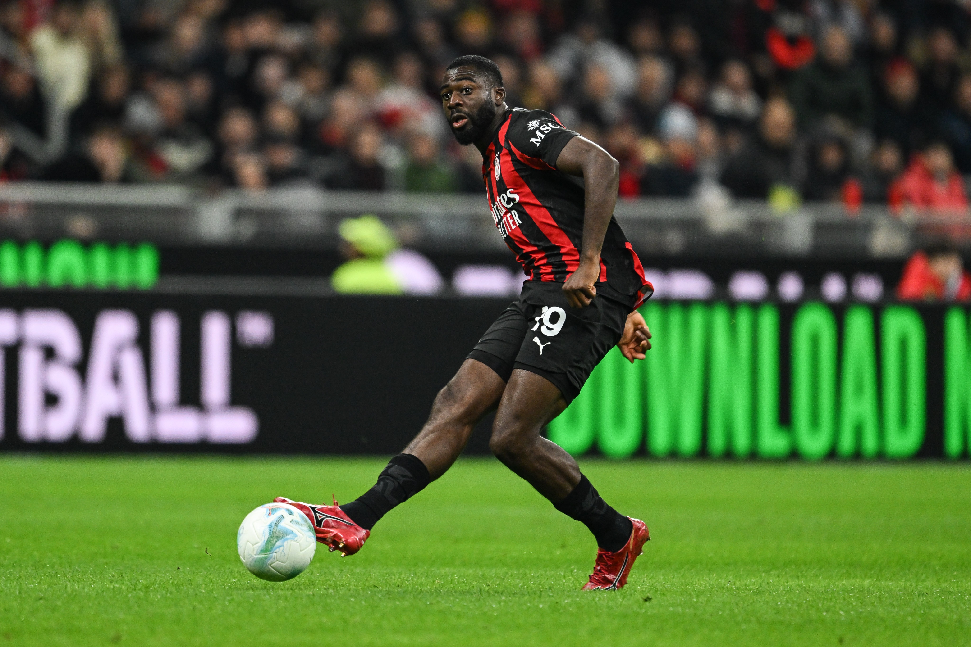 开云APP-记者：福法纳无意加盟加拉塔萨雷，后者多次打探均未敞开大门