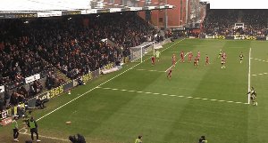 开云娱乐-【足总杯】德布劳内替补建功 曼城2比1客胜莱顿东方