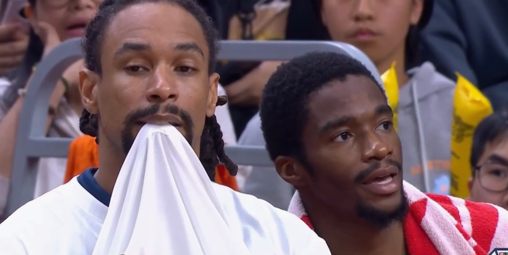 开云官网-看了阿旺奎因互相甩锅拒投三分的名场面，才知道广东队架构有多糟