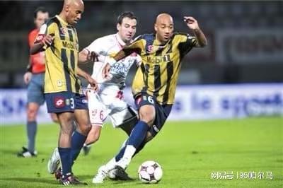 kaiyun-悲催的流星，16岁法甲当主力，21岁在国米要穿10号，30岁家暴